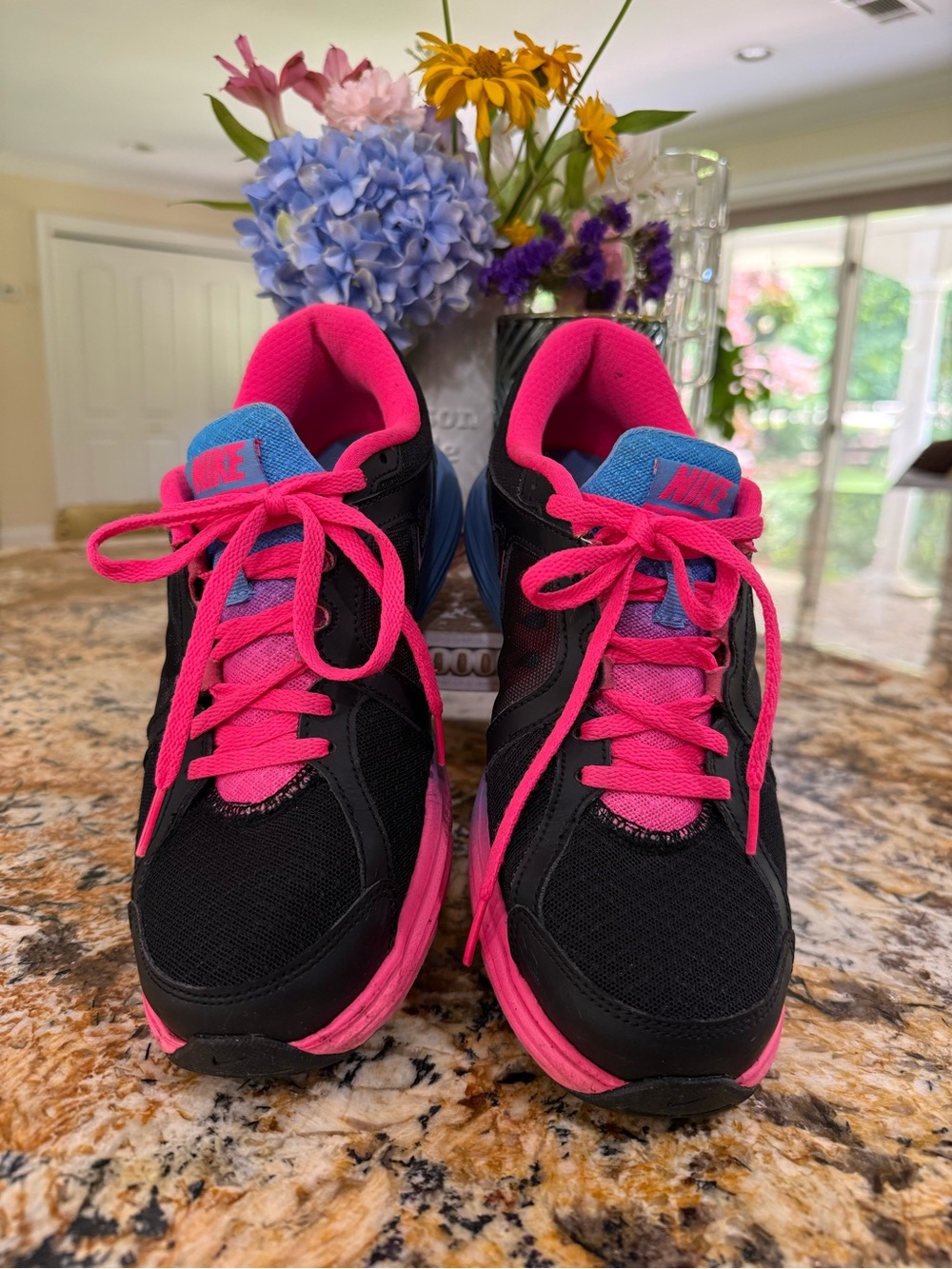 Nike Duel Fusion Women's Athletic Shoes - Picture 4 of 6